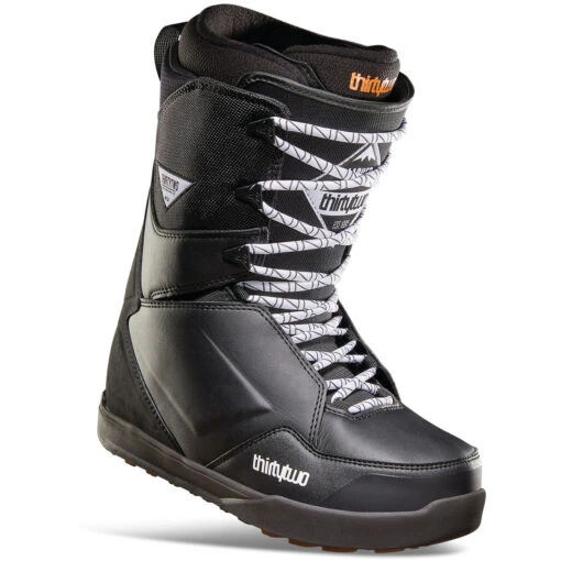 Thirty Two Lashed Snowboard Boots - Black 1 Thirty Two Lashed Snowboard Boots - Black -JD Snowboards Shop 194691350343 1